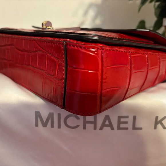 Rare Michael Kors Red Leather Handbag with matching wallet and a dust bag - Picture 6 of 16